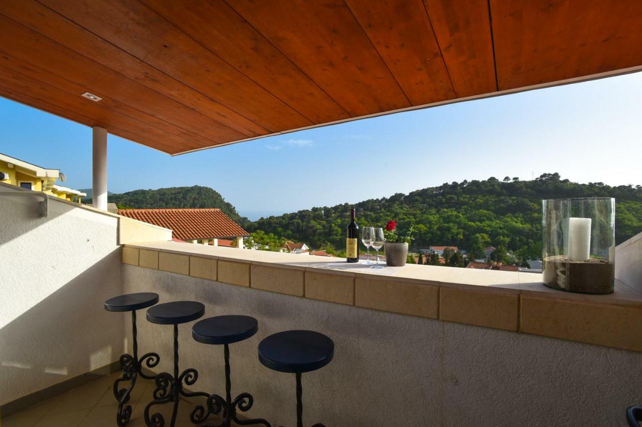 Guest House Jedro Petrovac Exteriör bild